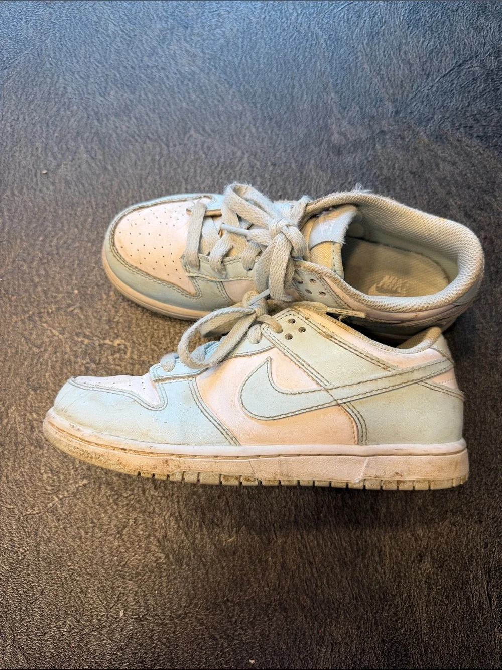 Nike Kids' Low-Top Sneakers in Light Blue and White size 2.5Y